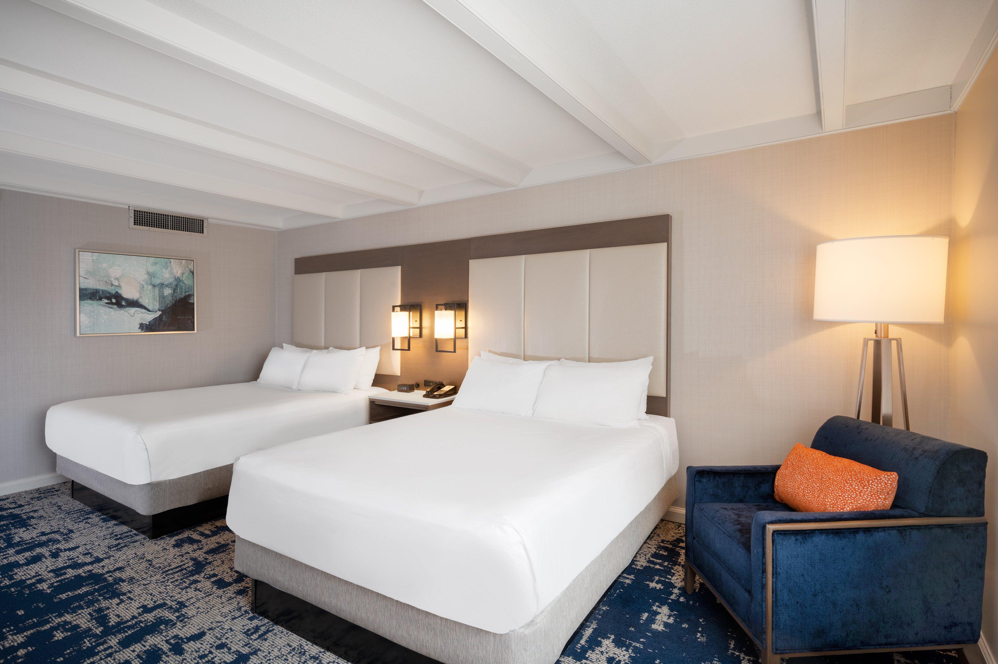Crowne Plaza Albany - The Desmond Hotel Екстериор снимка