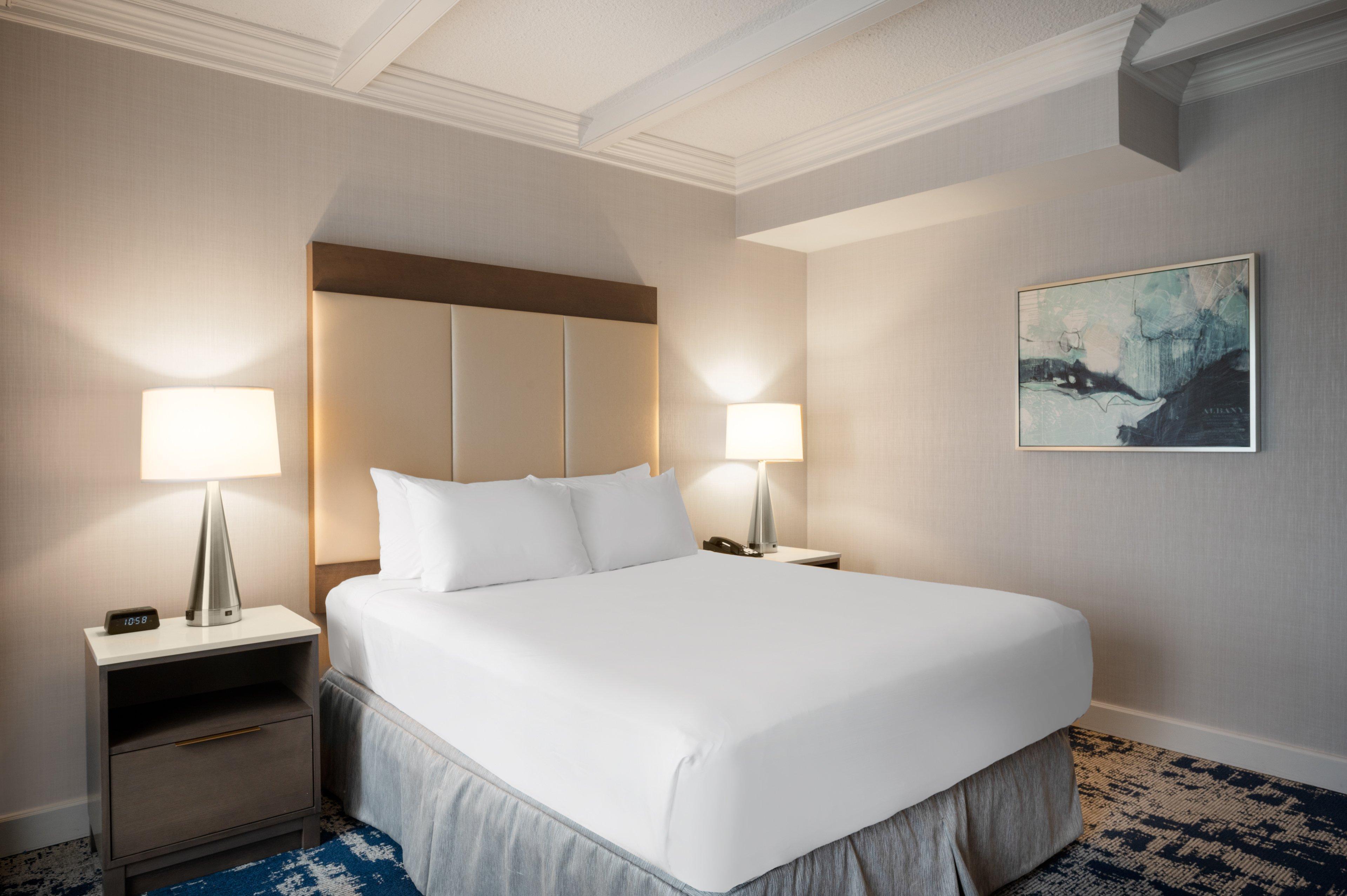 Crowne Plaza Albany - The Desmond Hotel Екстериор снимка