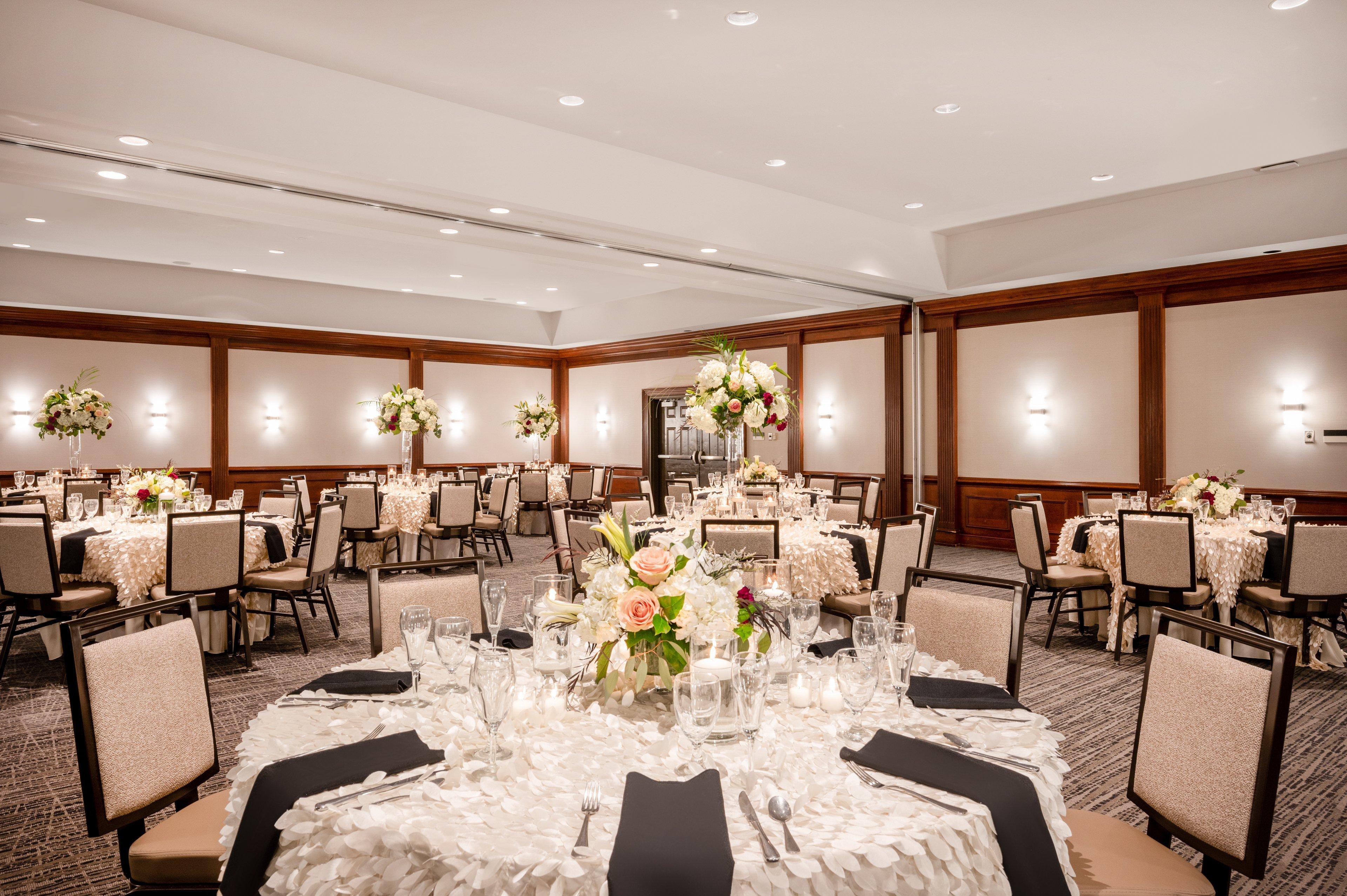 Crowne Plaza Albany - The Desmond Hotel Екстериор снимка
